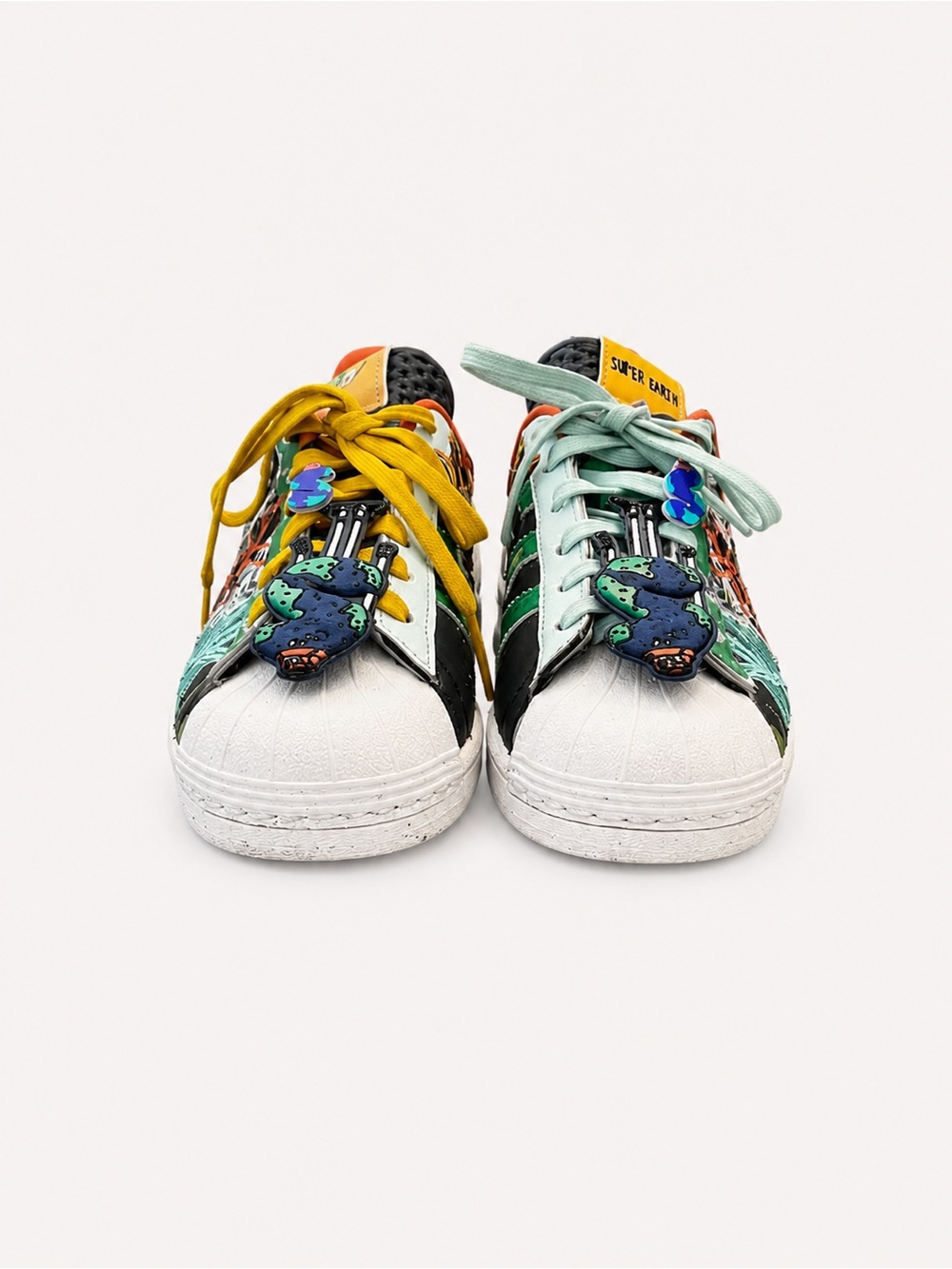 Adidas Super Earth Sean Wotherspoon Youth 5 Rare Collectible Festival Sneakers
